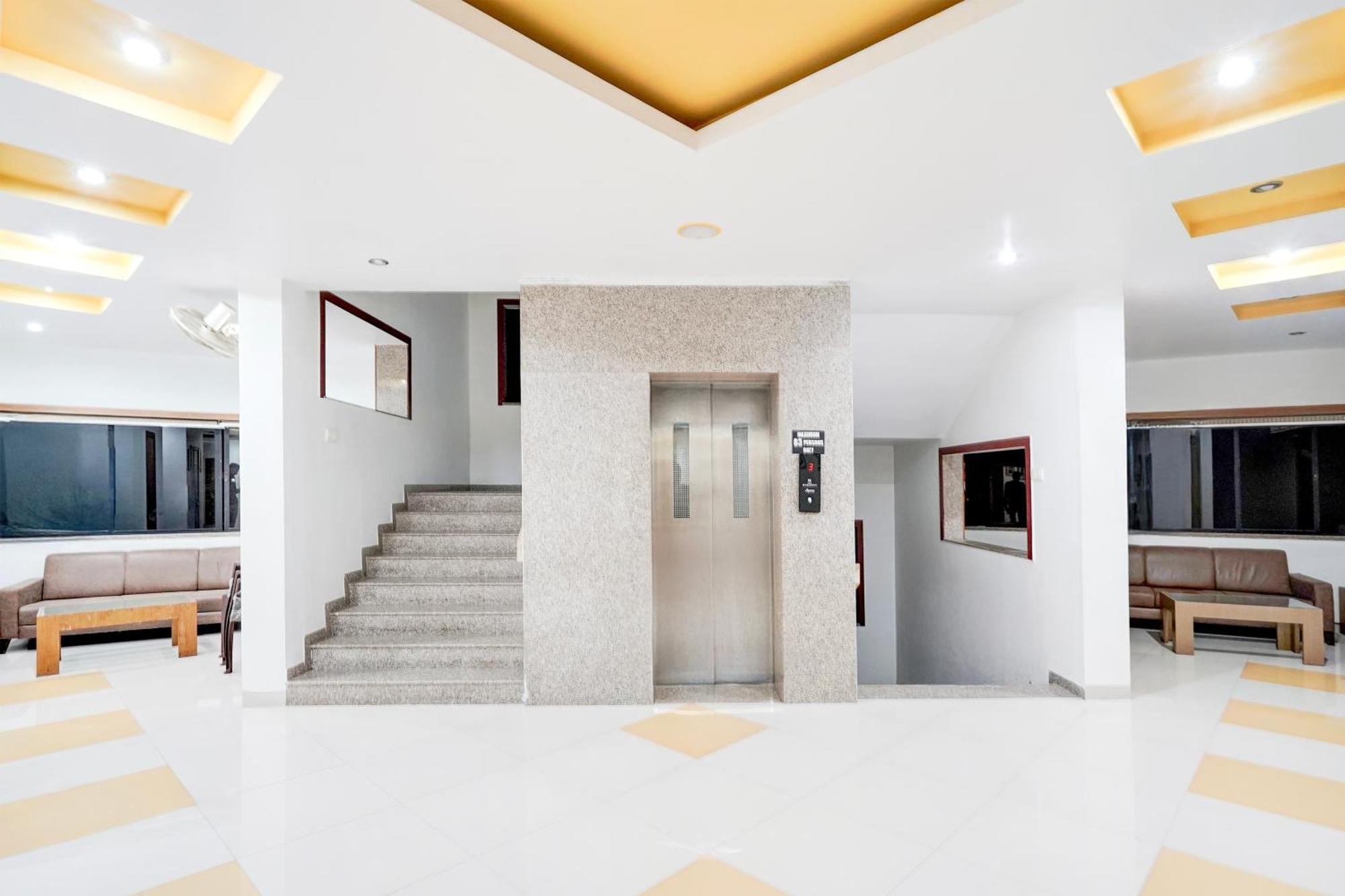 Super Townhouse Mg Road Porbandar Formerly Hotel Harmony エクステリア 写真