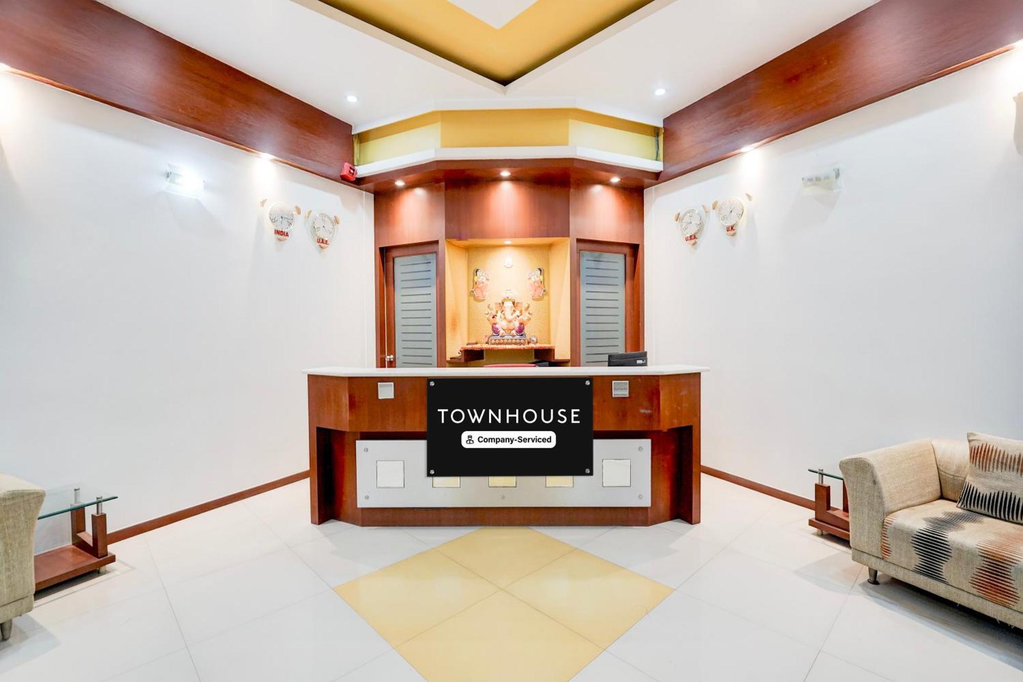 Super Townhouse Mg Road Porbandar Formerly Hotel Harmony エクステリア 写真